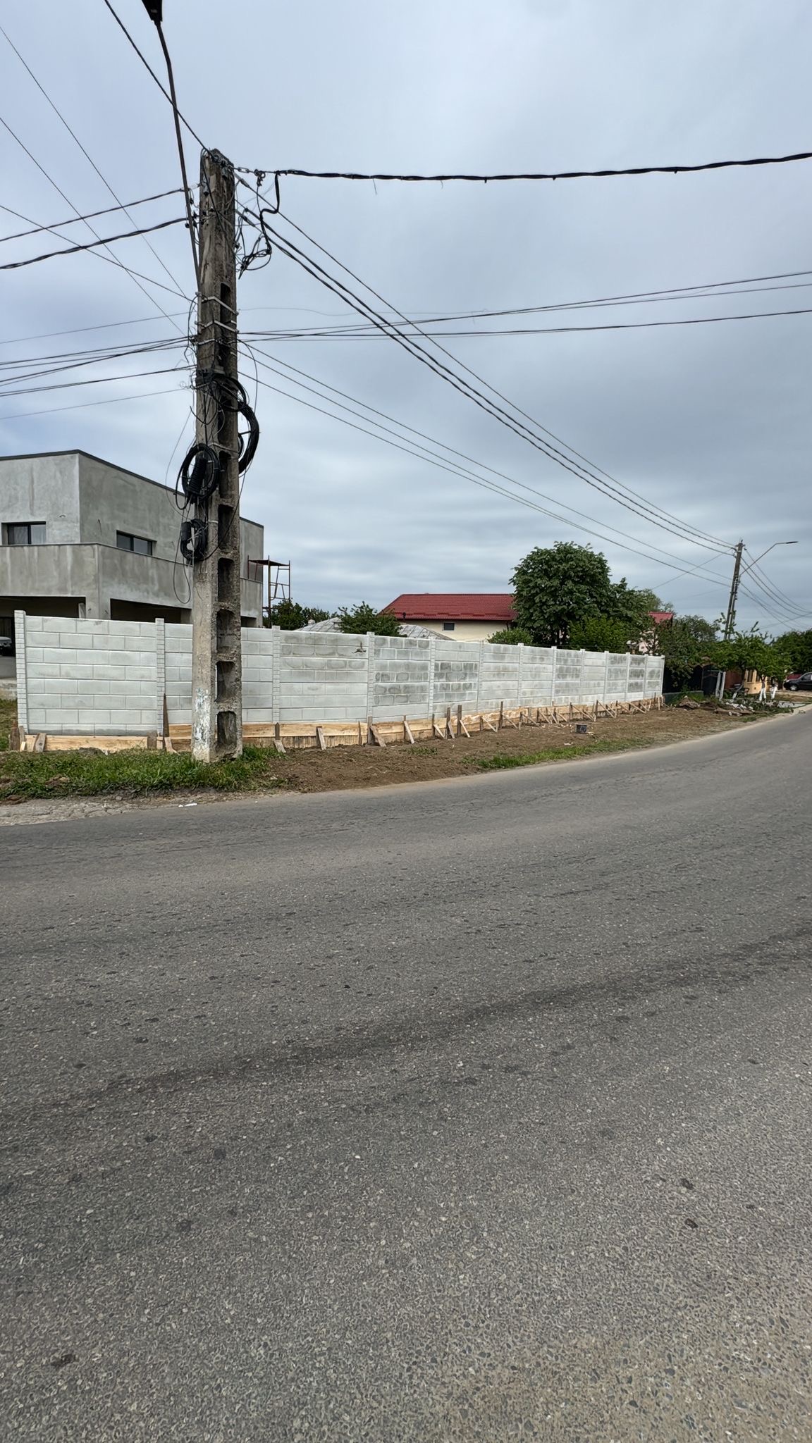 Lucrare MTZ Prefabricate - gard prefabricat beton 43